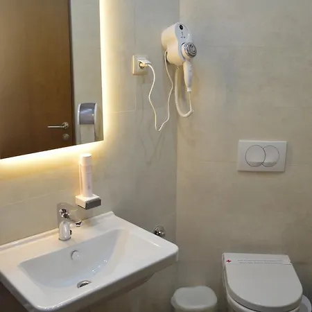 Vidikovac 4* ズヴォルニク