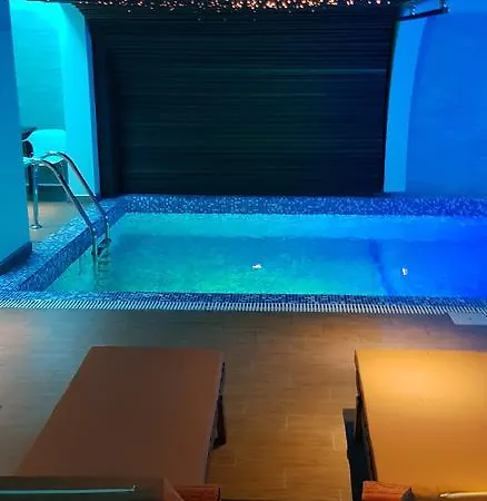 Vidikovac ホテル ズヴォルニク