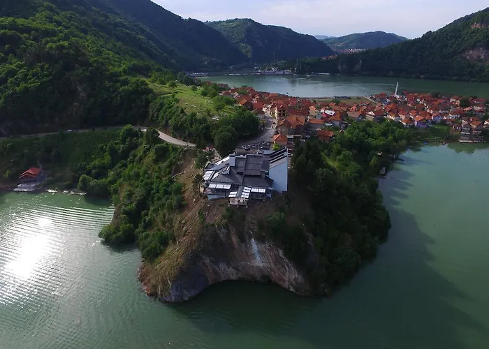 Vidikovac 4* Zvornik